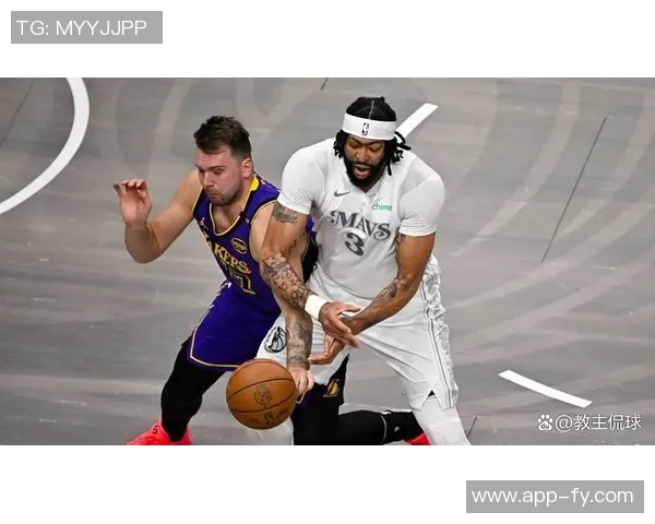 浓眉称弗拉格已成对手防守重点他愿意承担更多责任并追求更高目标