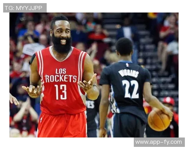 哈登火力全开半场表现惊艳独得22分助球队掌控比赛节奏